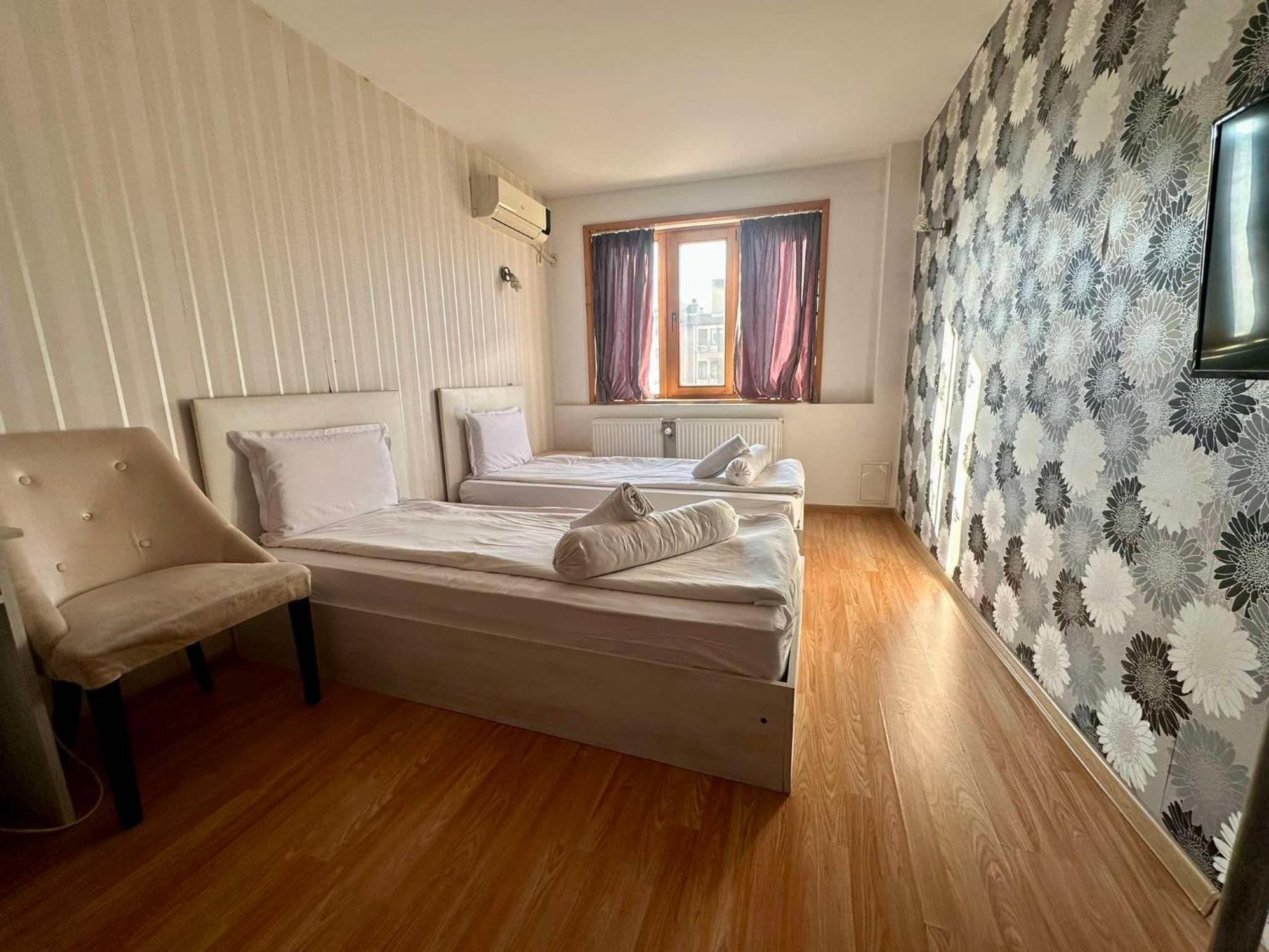 Family Hotel Amor Rusze Kültér fotó