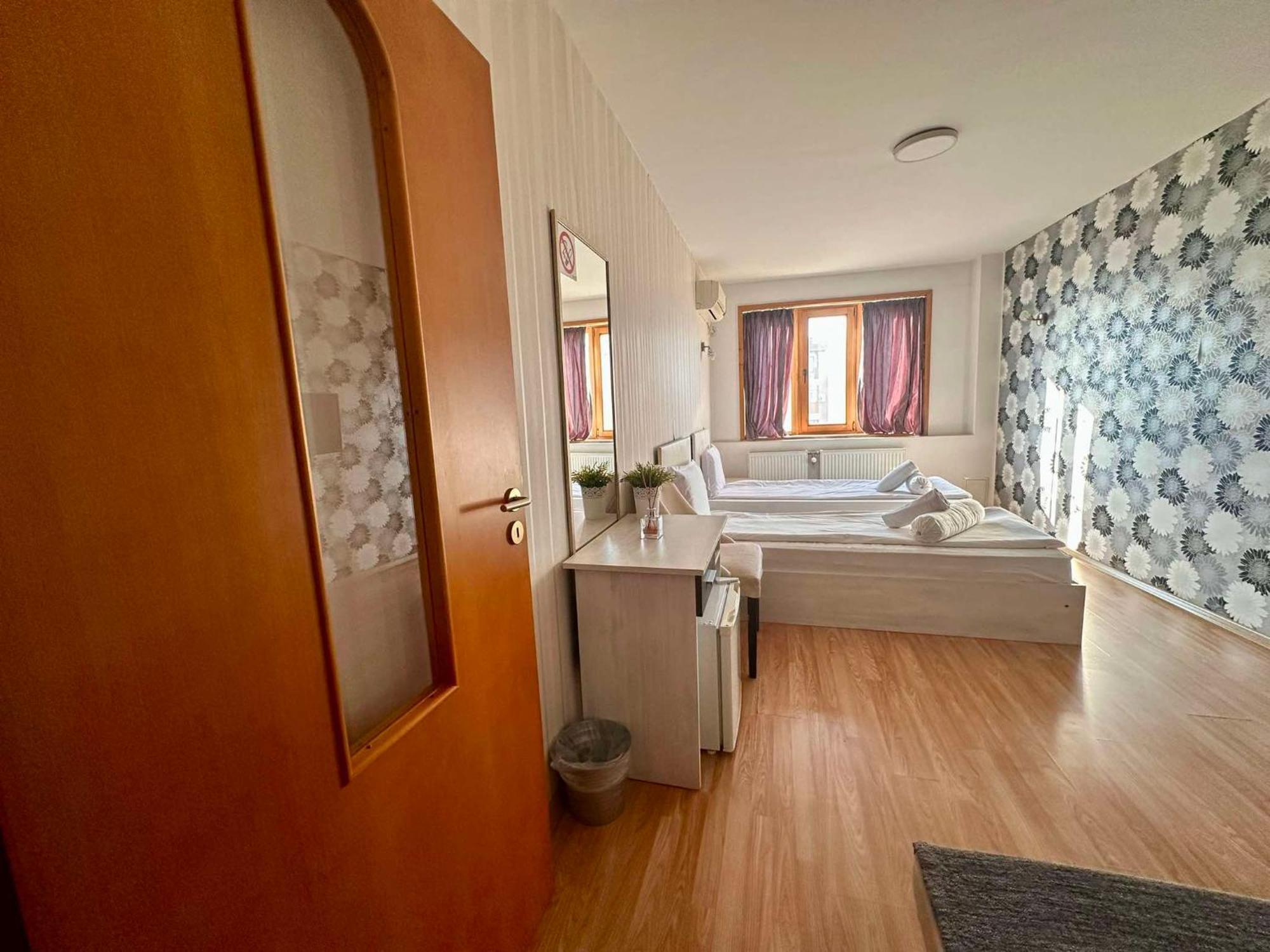 Family Hotel Amor Rusze Kültér fotó